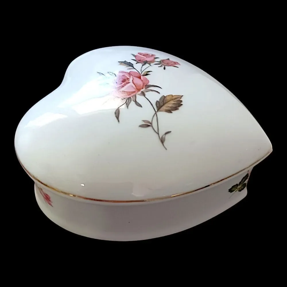 Vintage heart trinket